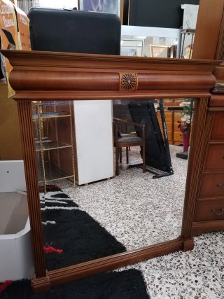 Conjunto de cómoda, mesitas y espejo vintage