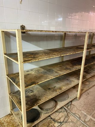 Estantería de hierro soldada 4 metros
