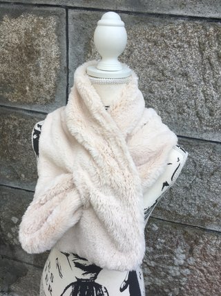Estola pelo sintético Systemaction crema
