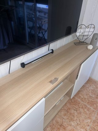 Mueble TV moderno blanco y madera