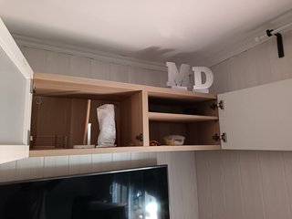 Mueble TV moderno blanco y madera