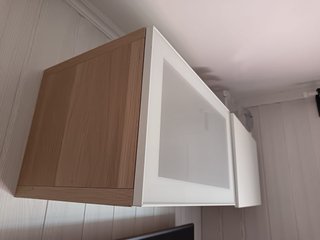 Mueble TV moderno blanco y madera
