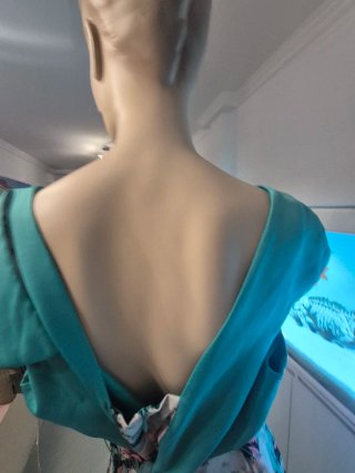 Vestido floral corto