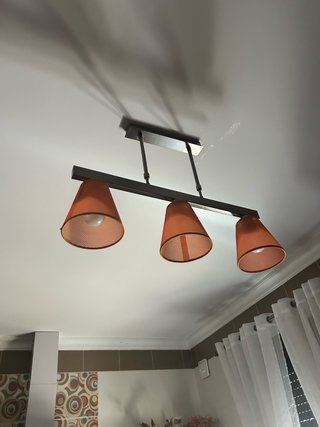 Lámpara colgante 3 focos naranja y negro
