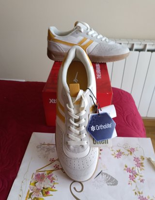 Zapatillas Xti Piel Unisex Blancas/Amarillas 41