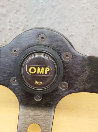 Volante OMP Suzuki