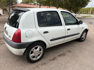 Renault Clio 2002