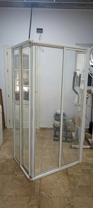 Mampara de ducha cristal y aluminio blanca