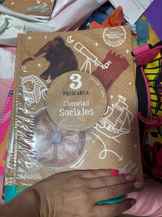 Se venden libros de 3 de primaria