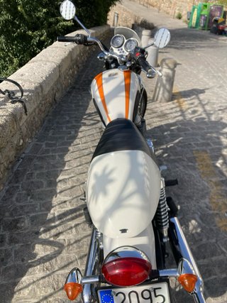 Triumph Bonneville T100 (Carburación)