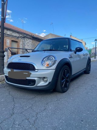 MINI Cooper 2011