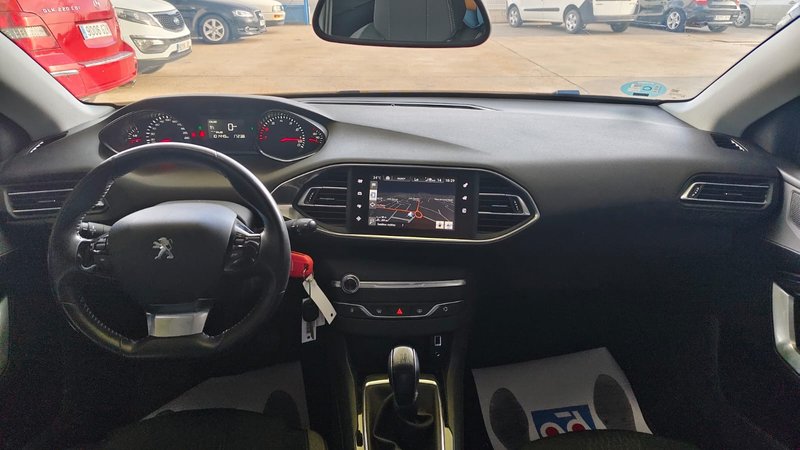 Peugeot 308 2016, foto 5