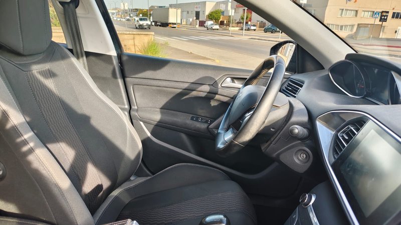 Peugeot 308 2016, foto 7