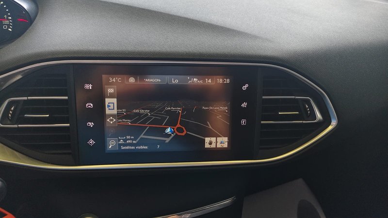 Peugeot 308 2016, foto 8