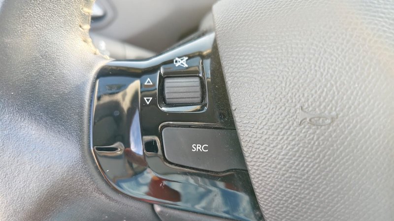 Peugeot 308 2016, foto 10