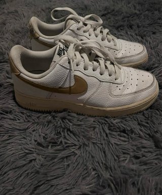 Nike Air Force 1 Bianche Oro
