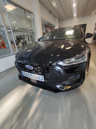 Ford Focus 1.0 Ecoboost etiqueta ECO 155CV ST-LINE