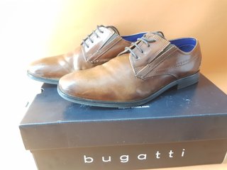 Zapatos Bugatti Derby Marrón Talla 40