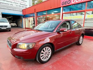 Volvo S40 2.0D 136 Momentum 4p
