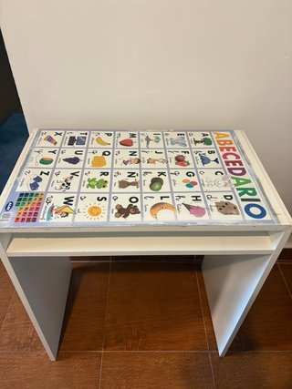 Conjunto Escritorio y Silla Infantil
