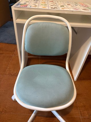Conjunto Escritorio y Silla Infantil