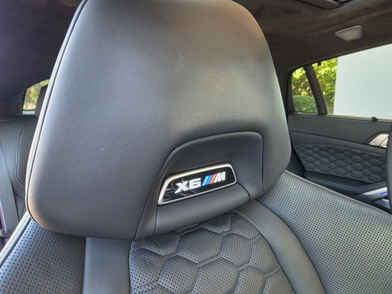 BMW X6 M Competition (F96) 2021, foto 22