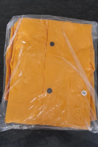 Chubasquero amarillo talla S