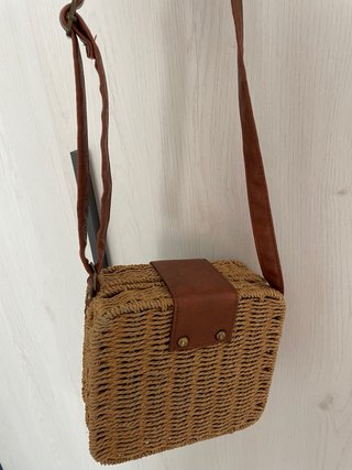 Bolso de paja Parfois