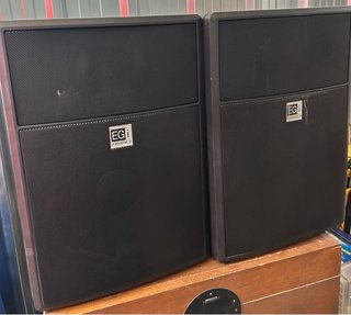 Mesa de mezclas Yamaha + Reproductor Dual
