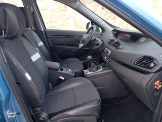 Renault Grand Scenic 2012