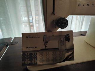 Máquina de coser Singer 110 Vintage