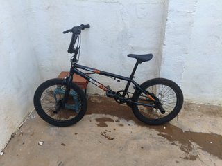 Bicicleta BMX Clásica Negra