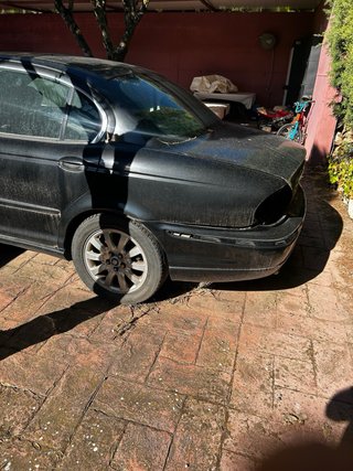 Jaguar X-Type 2007 sin motor para despiece