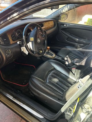 Jaguar X-Type 2007 sin motor para despiece