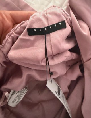 Mono elegante rosa satinado