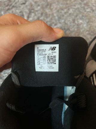 New Balance 9060 Negro/Gris