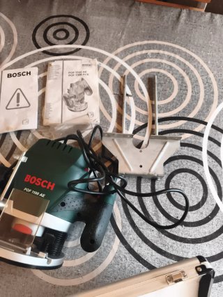 Fresadora Bosch POF 1100 AE