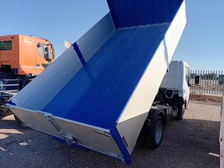 Renault Maxity 150 DXI Caja Basculante