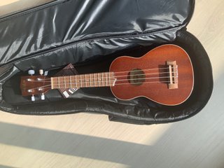 Ukelele Soprano KALA K-S + Funda