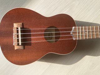 Ukelele Soprano KALA K-S + Funda