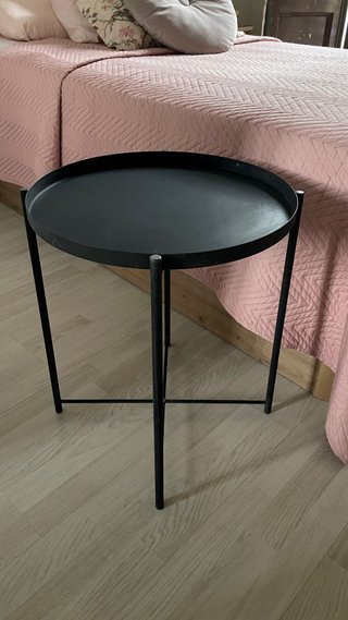 Mesa auxiliar redonda con bandeja negro