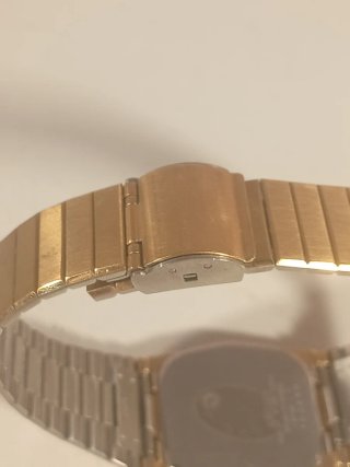 Reloj Seiko Quartz Vintage Dorado