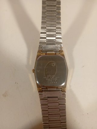 Reloj Seiko Quartz Vintage Dorado