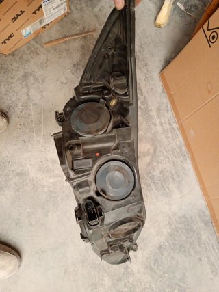 Faro Izquierdo Ford Fiesta