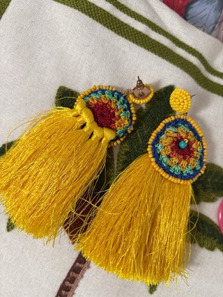 Lote de pendientes llamativos