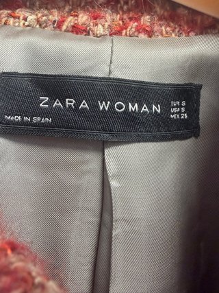 Abrigo Zara tipo Chanel Talla S