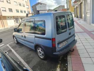 Opel Combo 2004