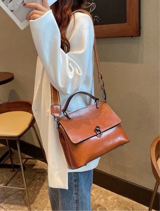 Bolso de cuero marrón para mujer