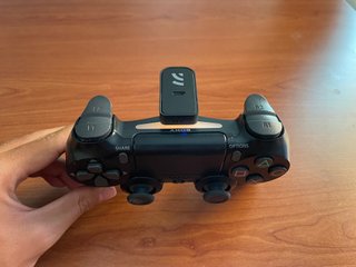 PS4 Pro 1TB + 2 controller + 2 giochi + cavi