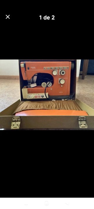 Máquina de coser Viking naranja